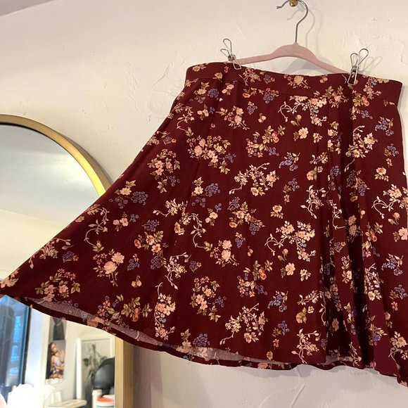 Reformation Mini A-Line Floral Flounce Skirt Size 6 - Picture 2 of 8